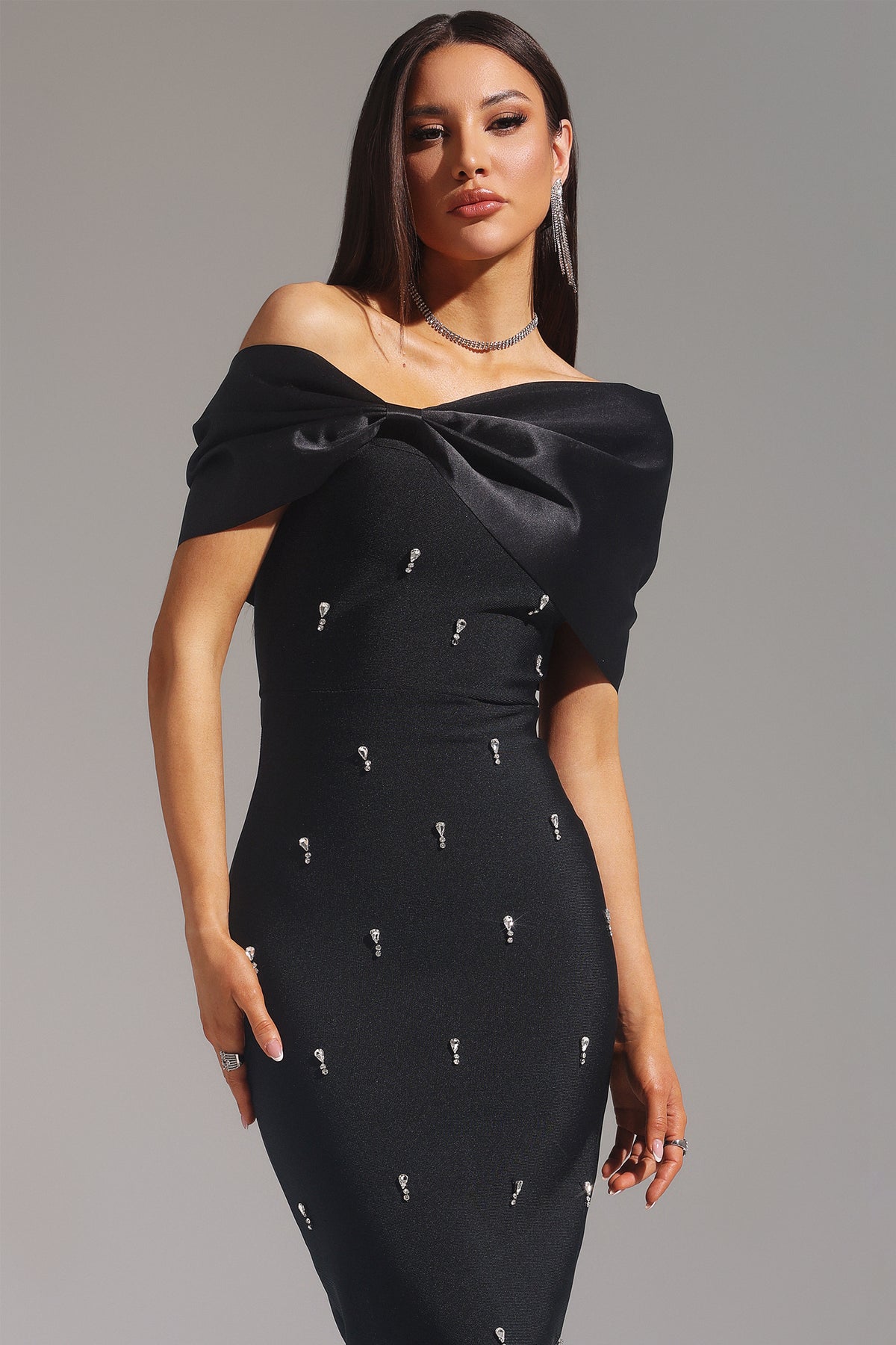 Palez Sleeveless One Shoulder Diamond Bow Bandage Maxi Dress