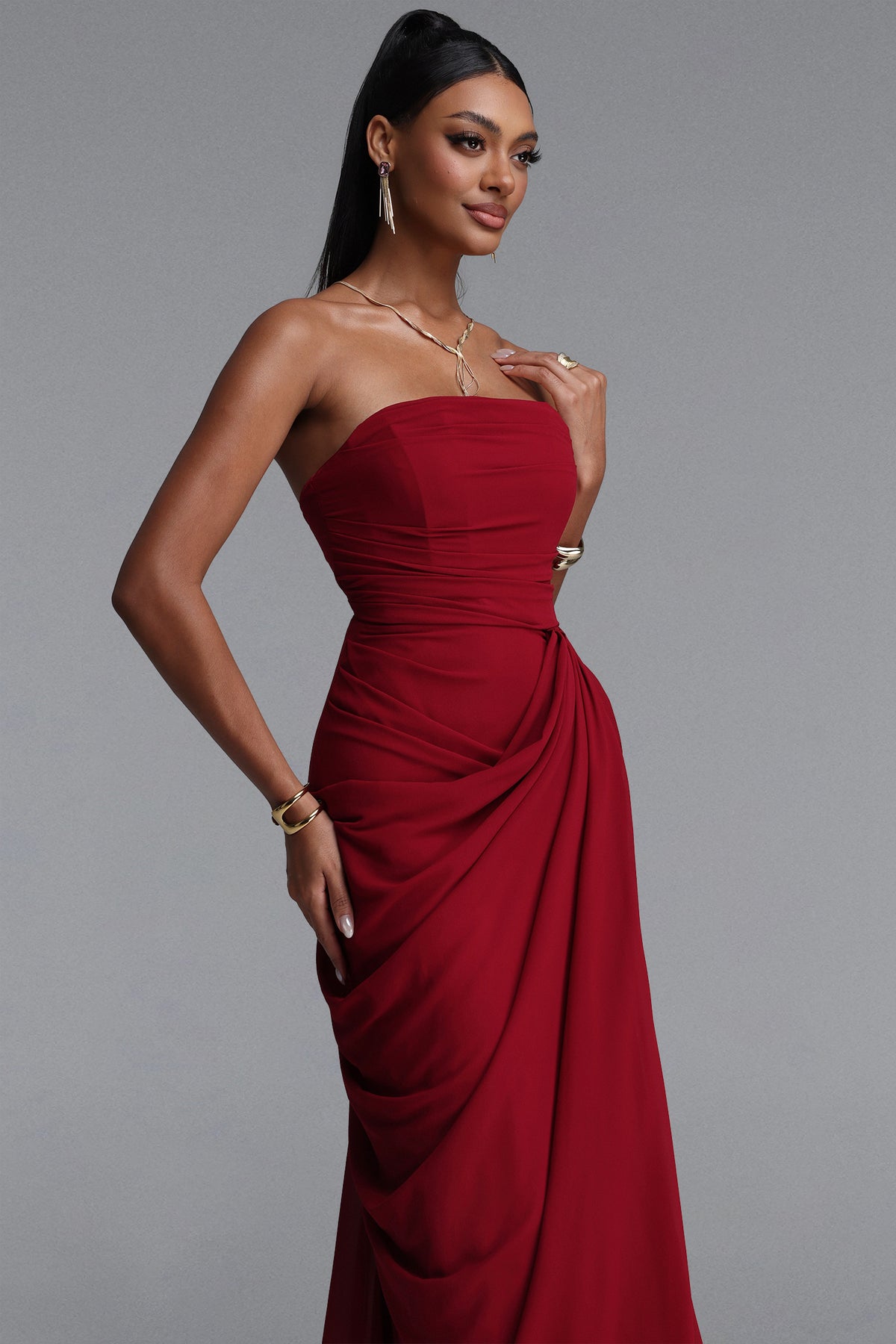 Tazeda Strapless Ruched Mesh Maxi Dress – Red