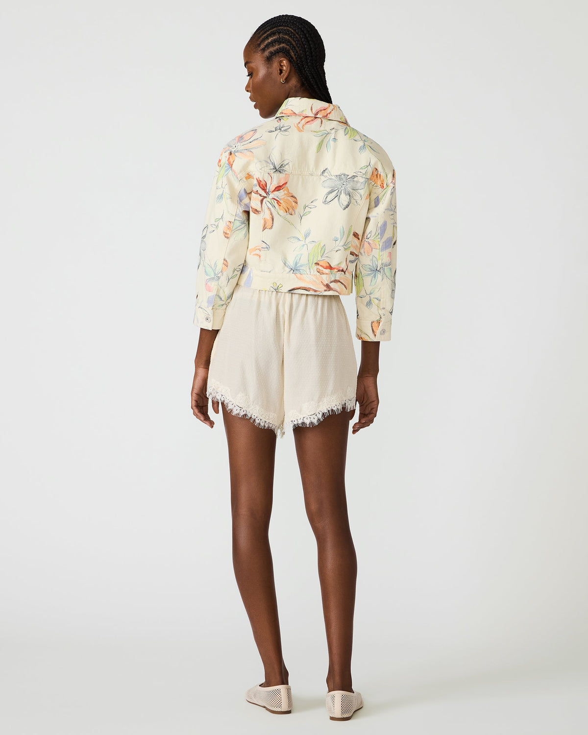 Daisee Short – Birch White